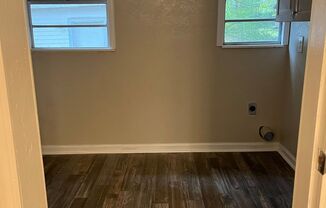 2 beds, 1 bath, $950