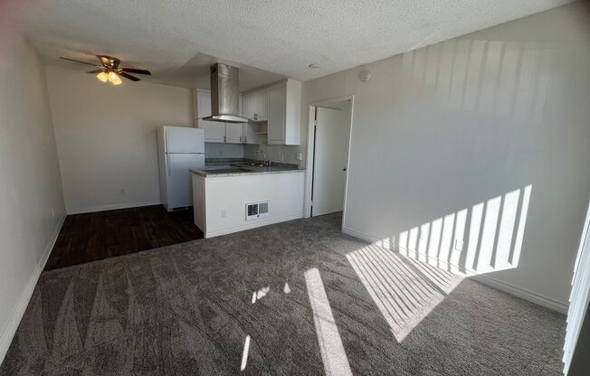 1 bed, 1 bath, 500 sqft, $2,025, Unit 08