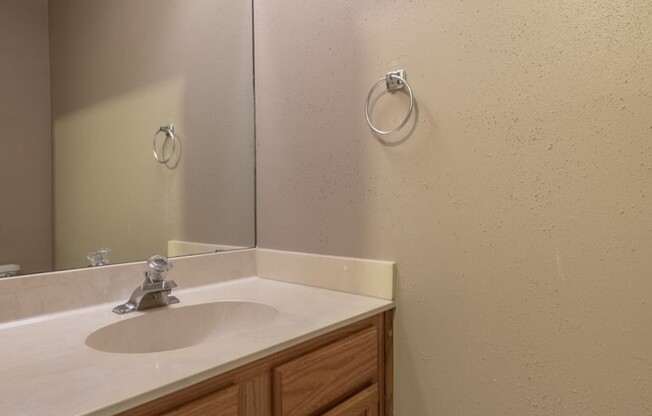3 Bedroom, 2.5 Bath, 2 Story Home in Milwood