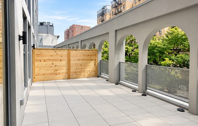 636 W 158 ST