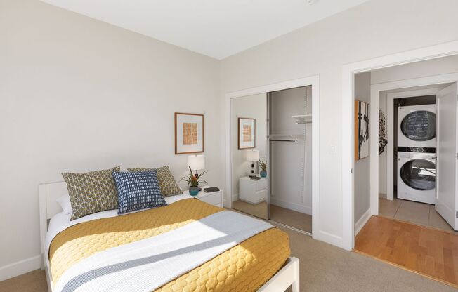 2 beds, 2 baths, $2,995, Unit #513