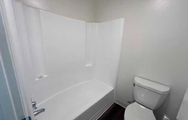 1 bed, 1 bath, 716 sqft, $2,150, Unit P013