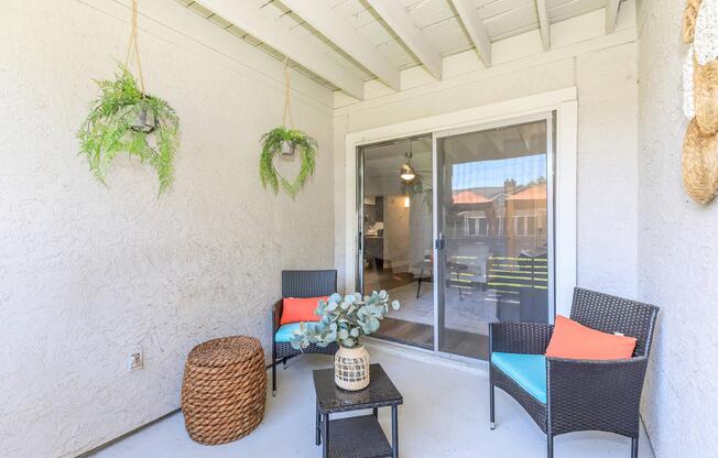 2 beds, 2 baths, 1,091 sqft, $1,810