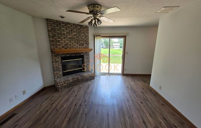 3619/3621 W Thornhill Cir