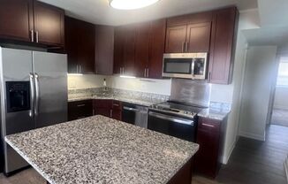 Randolph Square Apartments
