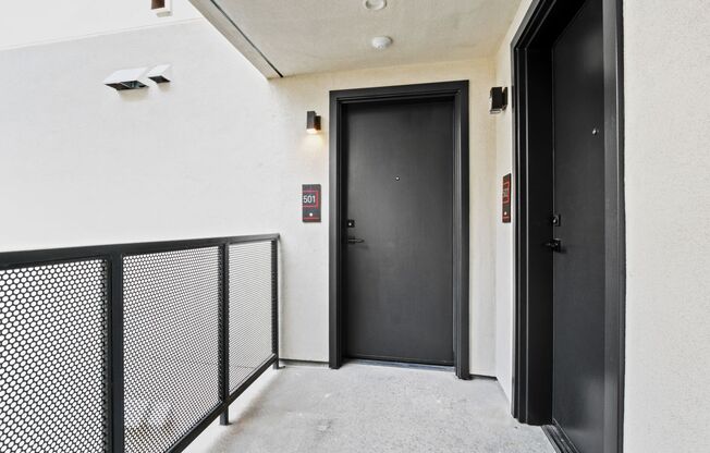 1 bed, 1 bath, 650 sqft, $3,250, Unit 501