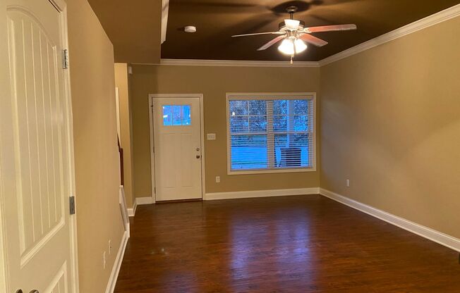 2 beds, 2.5 baths, 1,115 sqft, $1,055, Unit 030