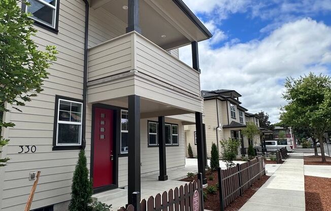 4 Bedroom / 4 bath New Townhome. Every bedroom is its own Master Suite with your own full bathroom, walk in closet and A/C unit. Full-size washer and dryer in your unit.