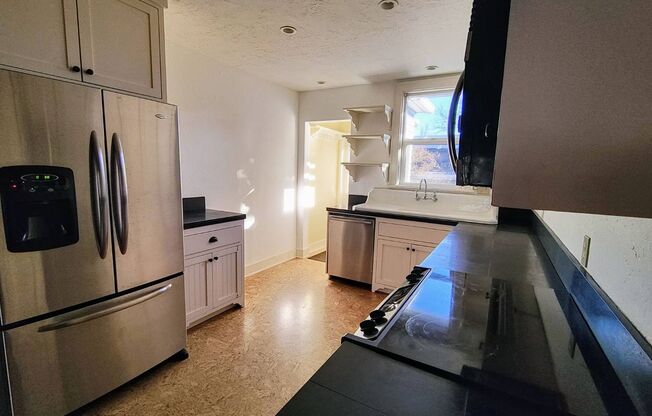 2 beds, 2 baths, $2,695