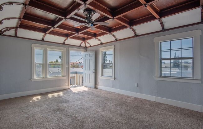 4818-4822 33RD STREET