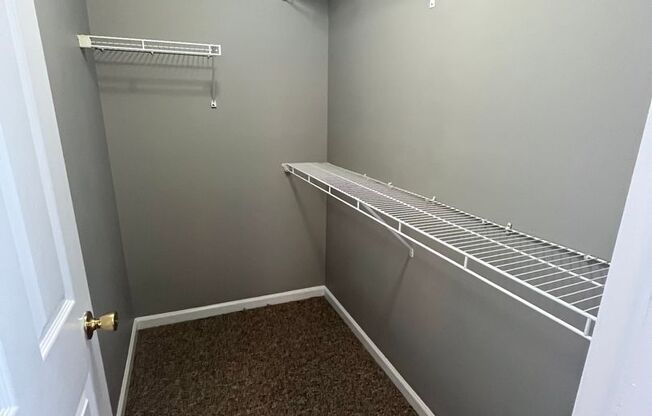 1 bed, 1 bath, 750 sqft, $695, Unit 129-02