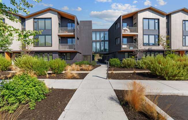 RangeApartments_Bend_OR_Exterior