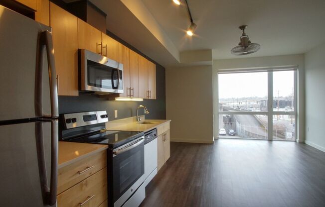 1 bed, 1 bath, $1,275, Unit 308