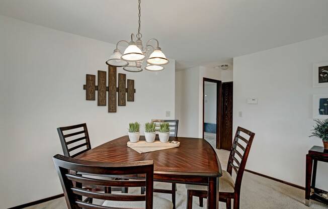Welcome to Sunset Ridge Apartment Homes