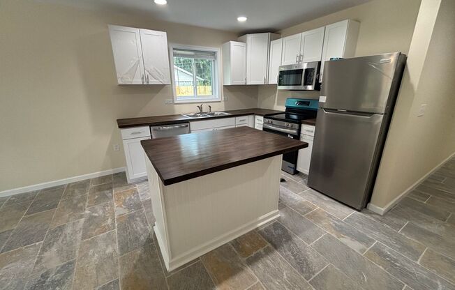 307 W General Stewart Way