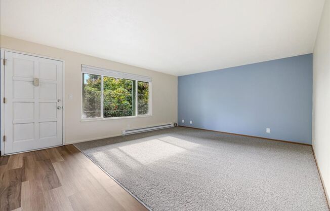 2 beds, 1 bath, 900 sqft, $1,175, Unit 2305-10