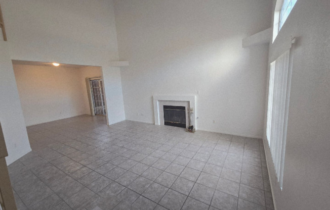 693 AMBLING GAIT AVE