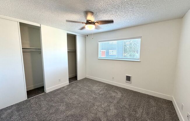 2 beds, 1 bath, 890 sqft, $1,415, Unit 13