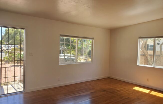 Newly Remodeled 2 Bed/1 Bath House with Huge Yard