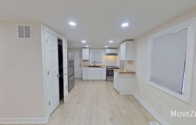 2625 BOOKER AVE