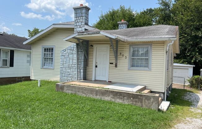 3 Bedroom 1 Bathroom house! $895!