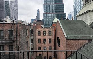 330 W 43 ST