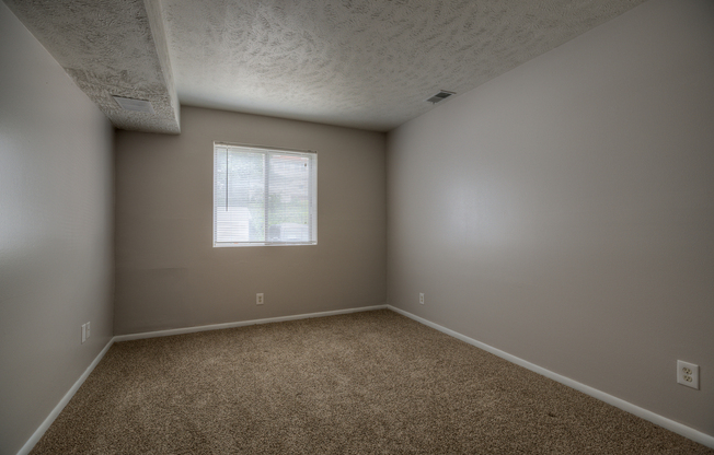 1 bed, 1 bath, 720 sqft, $905, Unit 13