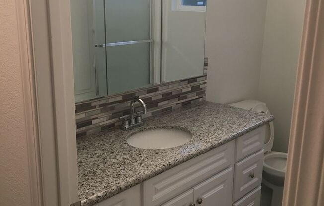 2 beds, 1 bath, 1,014 sqft, $2,130, Unit 69