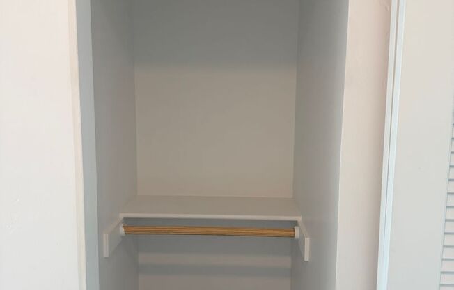 2 beds, 2 baths, 816 sqft, $4,295, Unit 405