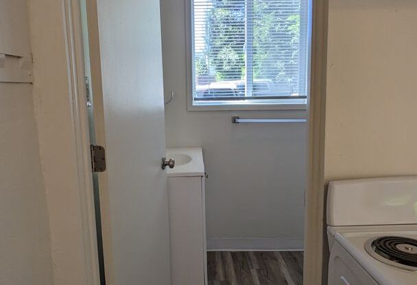 Studio, 1 bath, 550 sqft, $1,164, Unit 3515-24