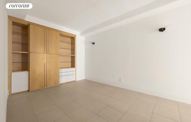 4 beds, 4.5 baths, 3,073 sqft, $30,000, Unit 34AB