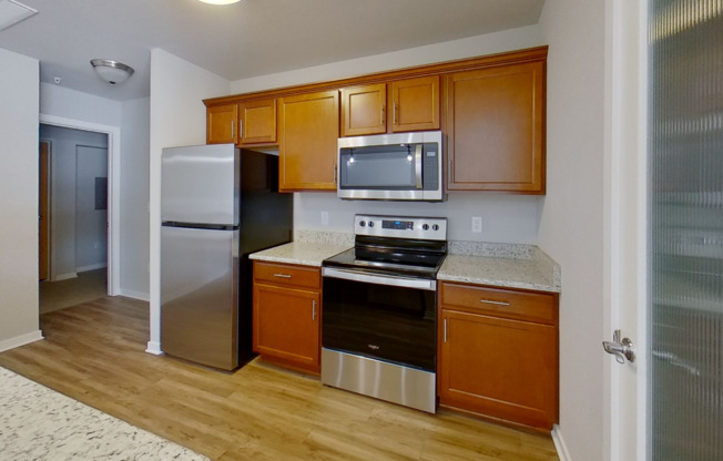 1 bed, 1 bath, 1,021 sqft, $1,465, Unit 5