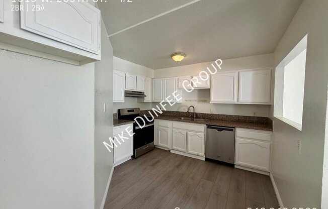 1615 W 205 ST