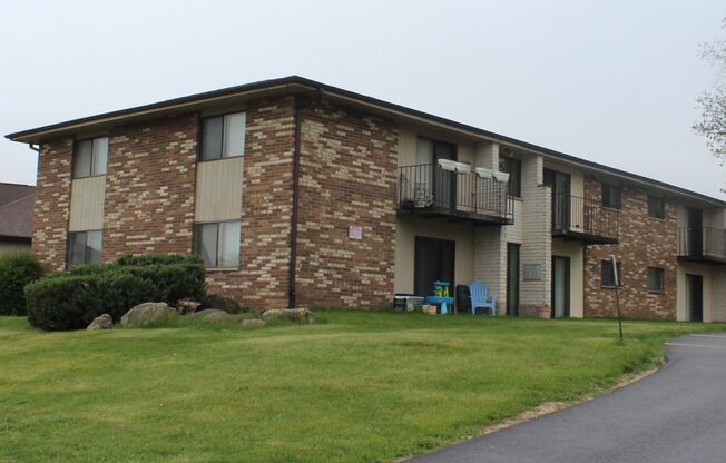 1357 Meadowcreek Dr.
