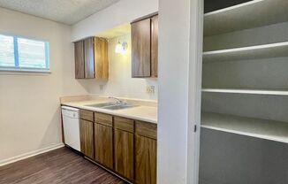 1 bed, 1 bath, 688 sqft, $990, Unit 103