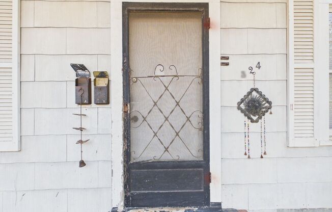 324 General Mouton Avenue