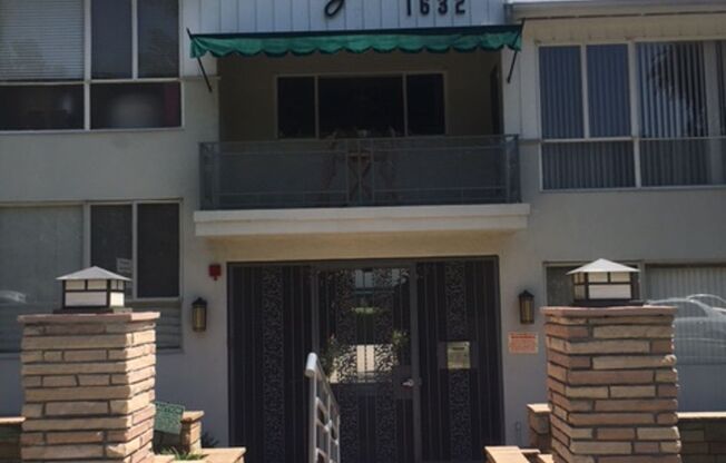 Laurel Garden Apartments