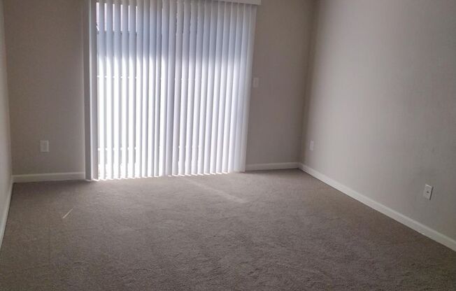 1 bed, 1 bath, 592 sqft, $1,395, Unit 026