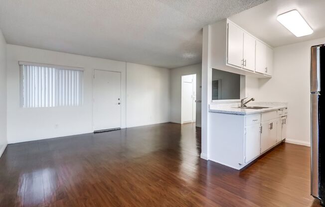 1 bed, 1 bath, 613 sqft, $2,145, Unit 31-D
