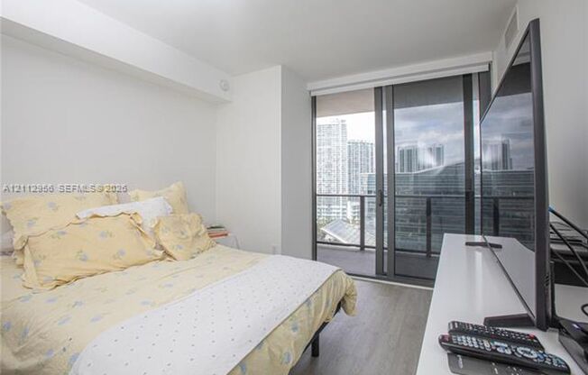 1 bed, 1.5 baths, $3,750, Unit # 1810