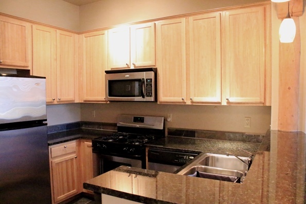 1 bed, 1 bath, $1,650, Unit # 241