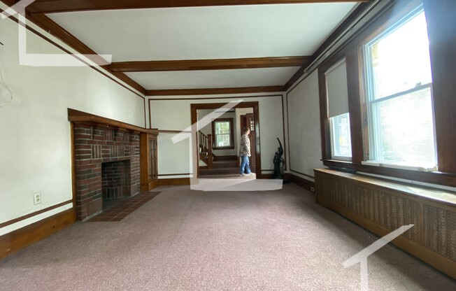 25 EMBASSY RD