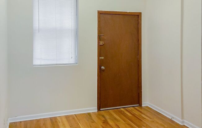 2 beds, 1 bath, 785 sqft, $2,795, Unit 2525-D2