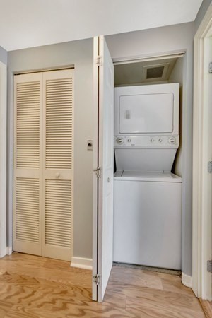 1 bed, 1 bath, 635 sqft, $3,100, Unit 418