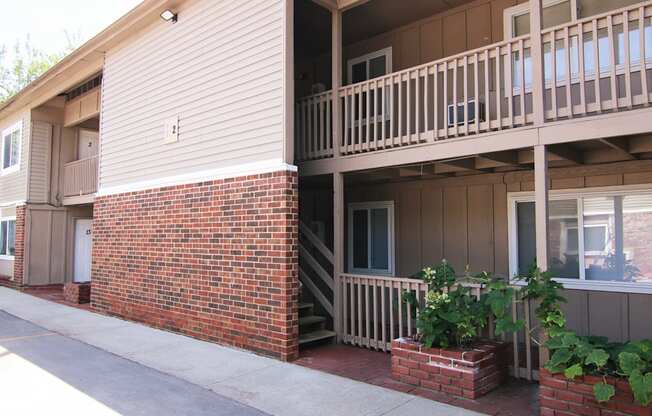 Horizon Pointe - Exterior Building