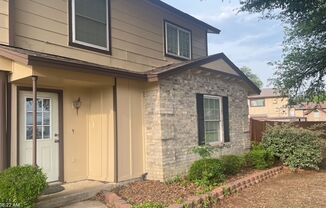 111 Kevin Lane Arlington, TX 76014