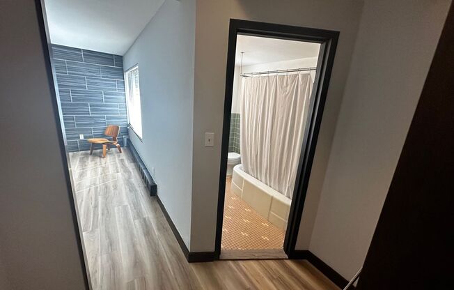 Studio, 1 bath, 336 sqft, $965, Unit 316-404