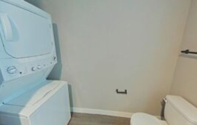 1 bed, 1 bath, 656 sqft, $1,620, Unit 2644-104