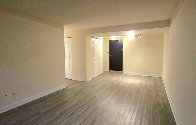 1 bed, 1 bath, 700 sqft, $1,695, Unit 431-#123