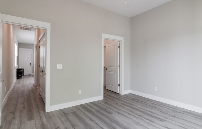 1 bed, 1 bath, 616 sqft, $1,824, Unit Unit 4